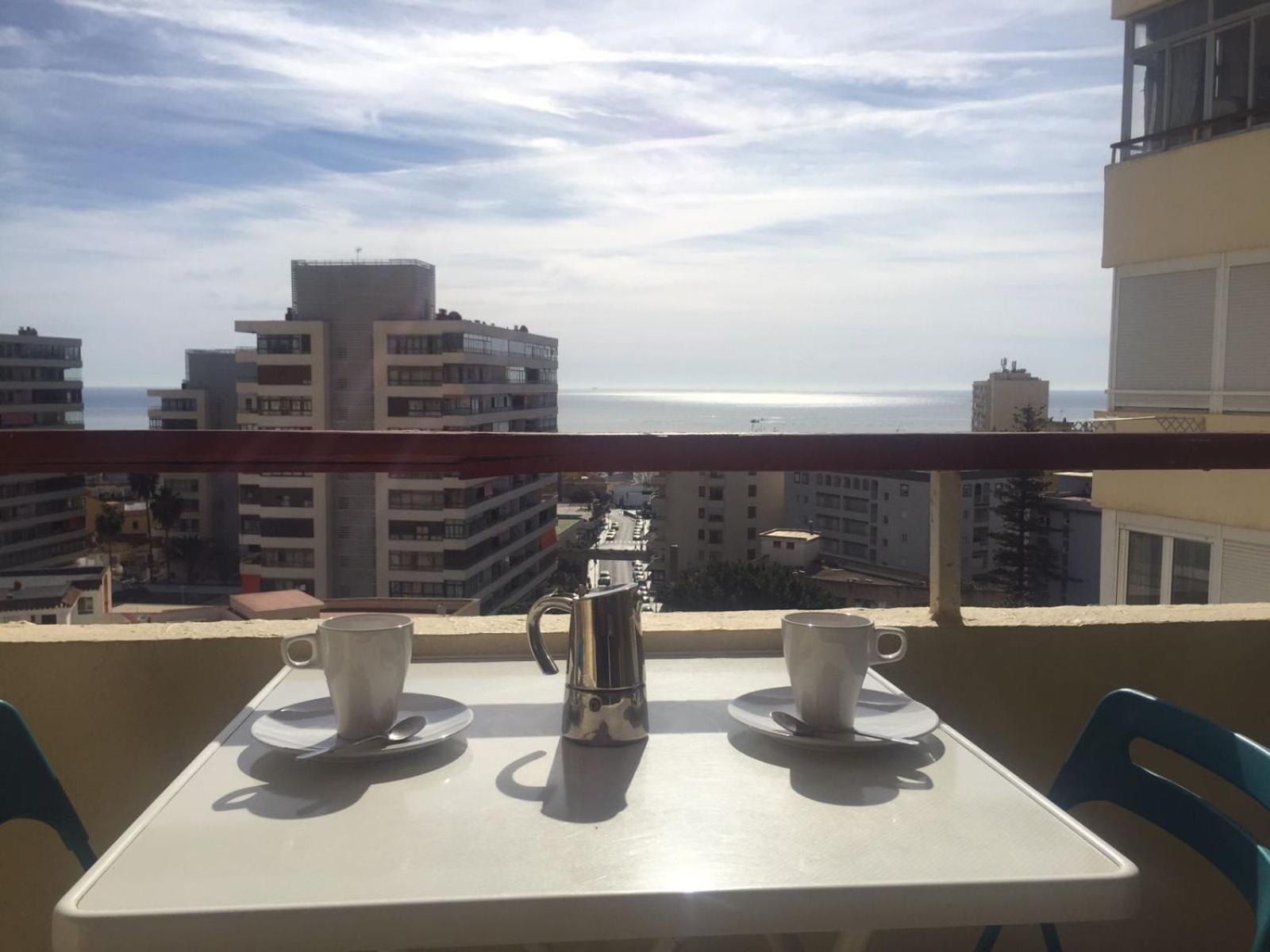 Apartamento En El Centro De 토레몰리노스 외부 사진