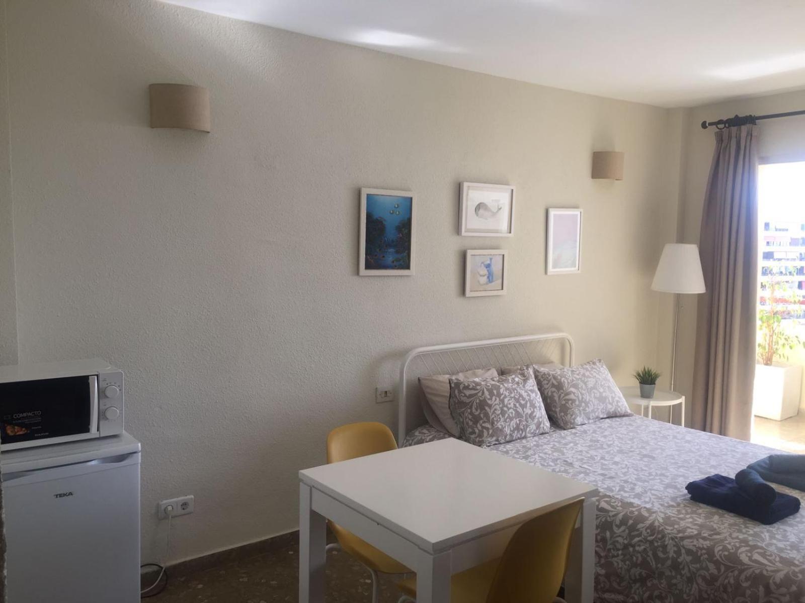Apartamento En El Centro De 토레몰리노스 외부 사진