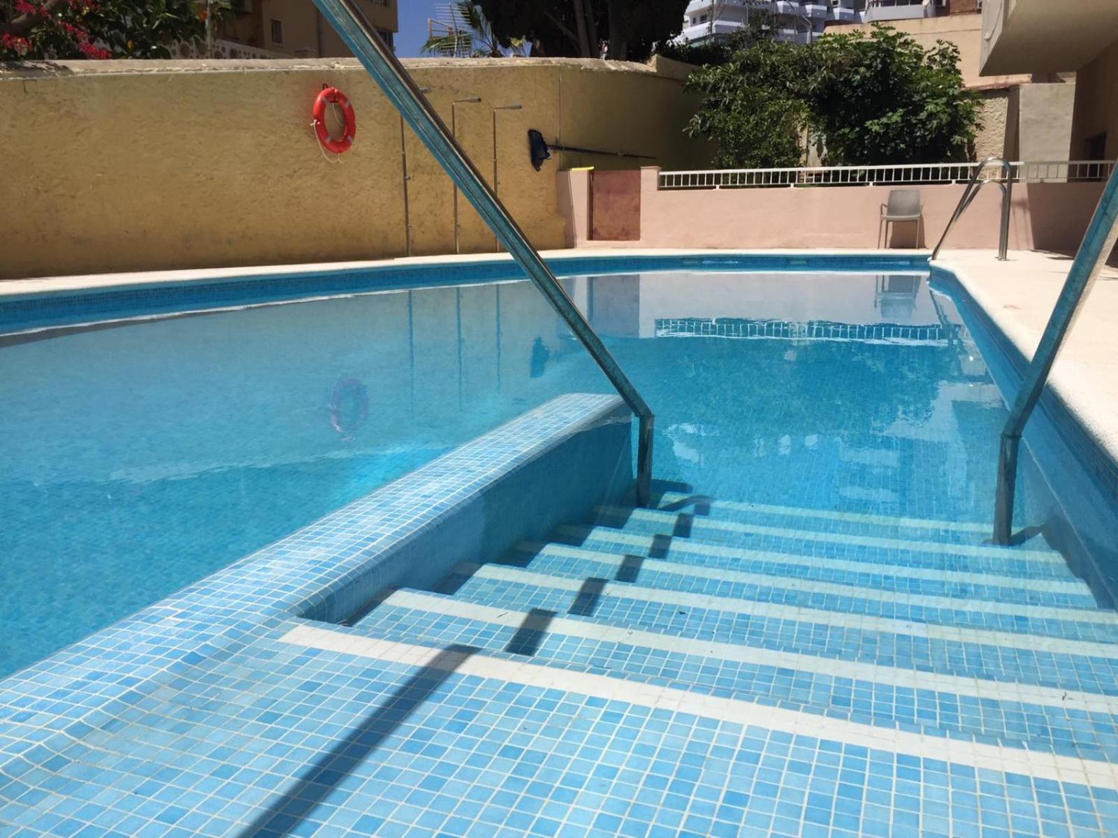 Apartamento En El Centro De 토레몰리노스 외부 사진